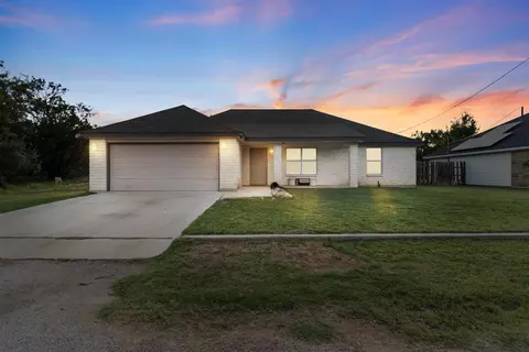 634 Birch Ln, Cottonwood Shores, TX 78657