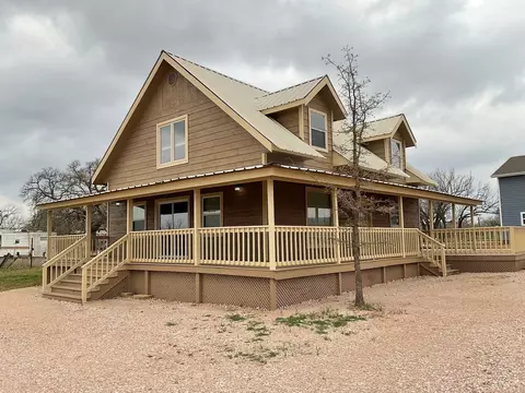 1220 Nora Ln, Kingsland, TX 78639