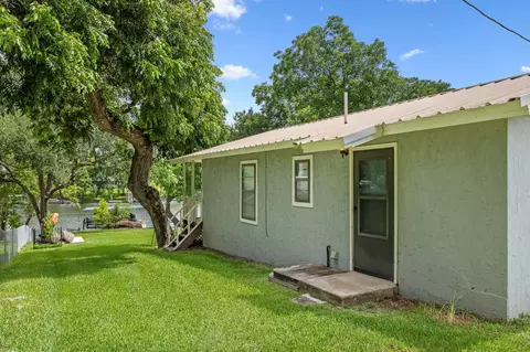 806 Clen Oaks Pkwy, Burnet, TX 78611