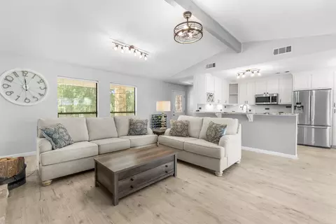 210 Tee Off, Horseshoe Bay, TX 78657