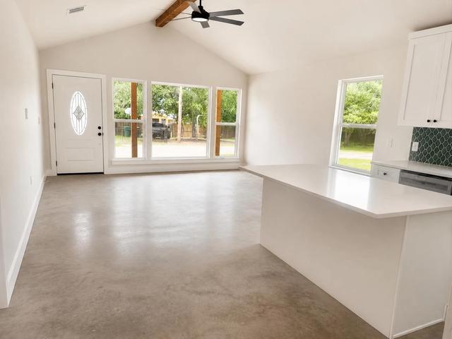 151 W Hickory Dr, Granite Shoals, TX 78654