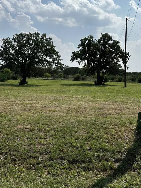 415 Eldorado St, Tow, TX 78672 photo 3
