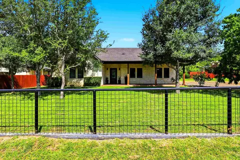 1303 Prairie Creek Rd, Granite Shoals, TX 78654