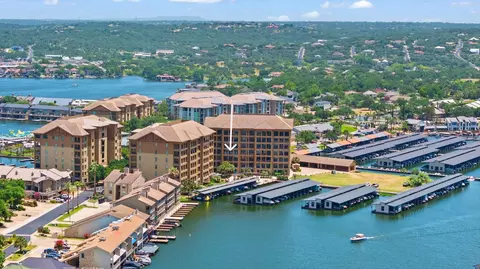 101 W Bank, Horseshoe Bay, TX 78657