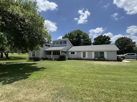 623 Sandy Harbor Dr, Horseshoe Bay, TX 78657
