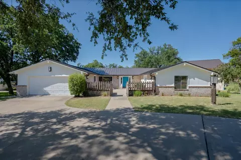 101 Third Sid, Horseshoe Bay, TX 78657