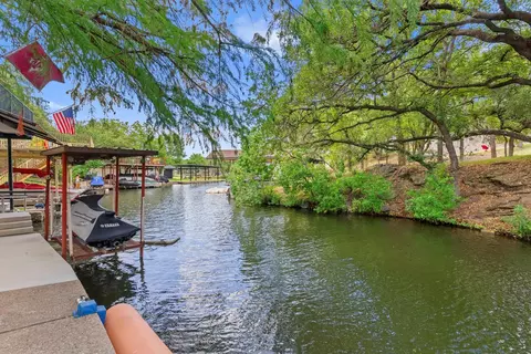 312 Mountain Vw, Sunrise Beach, TX 78643