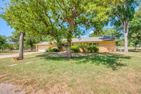 1928 Ridgeview, Kingsland, TX 78639