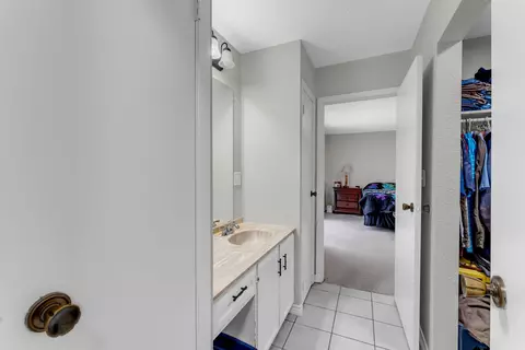 Bath - 312 Apache Dr, Burnet, TX 78611 photo 1 of 4
