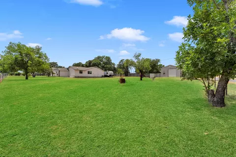 Exterior - 312 Apache Dr, Burnet, TX 78611 photo 14 of 15