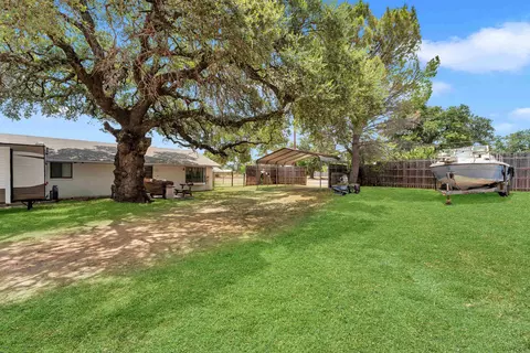 Exterior - 312 Apache Dr, Burnet, TX 78611 photo 4 of 15