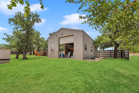 Exterior - 312 Apache Dr, Burnet, TX 78611 photo 8 of 15