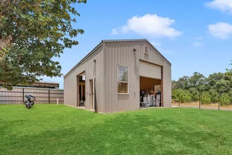 Exterior - 312 Apache Dr, Burnet, TX 78611 photo 7 of 15