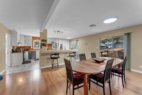 Dining - 312 Apache Dr, Burnet, TX 78611 photo 1 of 3