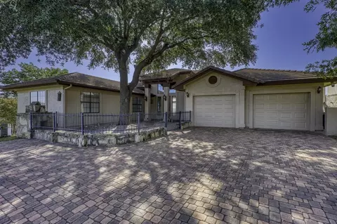 131 Florentine, Horseshoe Bay, TX 78657