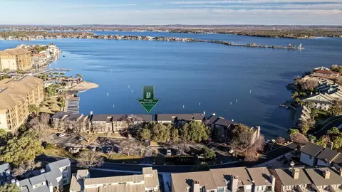 104 Island Dr, Horseshoe Bay, TX 78657