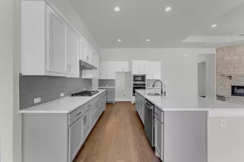 Kitchen - 2140 Carpenter Loop, Burnet, TX 78611 photo 4 of 5
