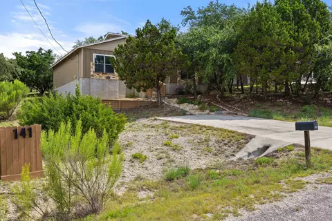 141 Cody Ct, Canyon Lake, TX 78133