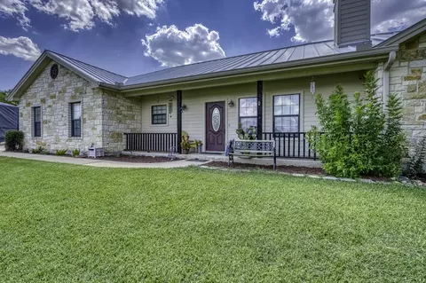 Exterior - 809 Skyline Dr, Kingsland, TX 78639 photo 2 of 10