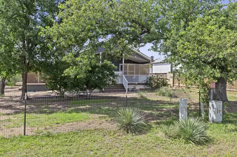 813 Airway St, Kingsland, TX 78639
