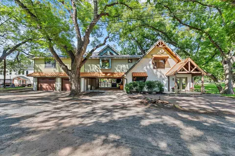 602 Thurman Cir, Kingsland, TX 78639
