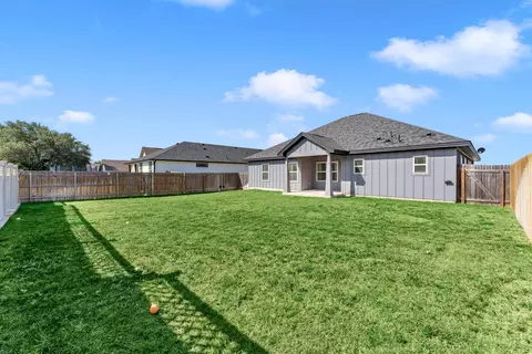 Exterior - 449 Dove Trl, Bertram, TX 78605 photo 5 of 8