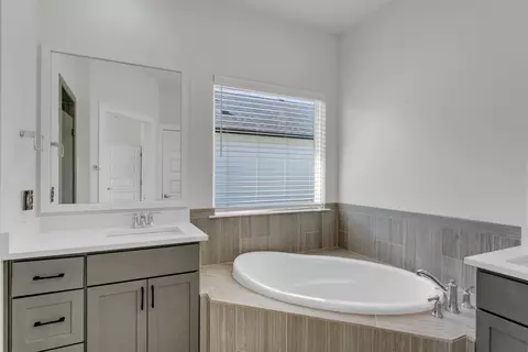 Bath - 449 Dove Trl, Bertram, TX 78605 photo 1 of 6