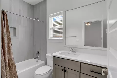 Bath - 449 Dove Trl, Bertram, TX 78605 photo 5 of 6