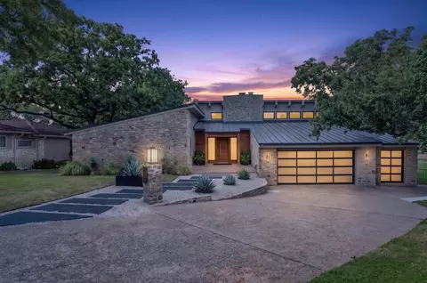 110 Silver Spur, Horseshoe Bay, TX 78657