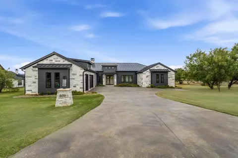 609 Paintbrush, Horseshoe Bay, TX 78657
