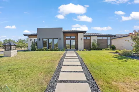 105 Island Ct, Horseshoe Bay, TX 78657