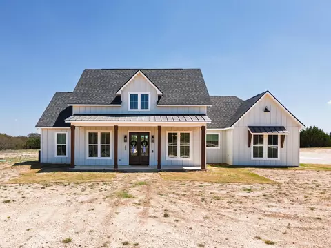 305 Willow Oak, Goldthwaite, TX 76844