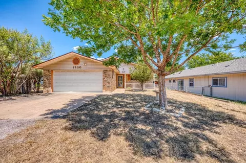 1730 Greenwood Ln, Kingsland, TX 78639