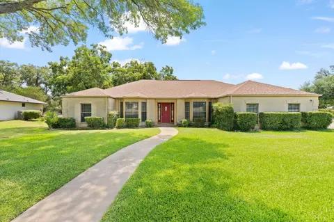 419 Olympia Flds, Meadowlakes, TX 78654