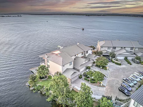 616 Horseshoe Bay North Blvd, Horseshoe Bay, TX 78657