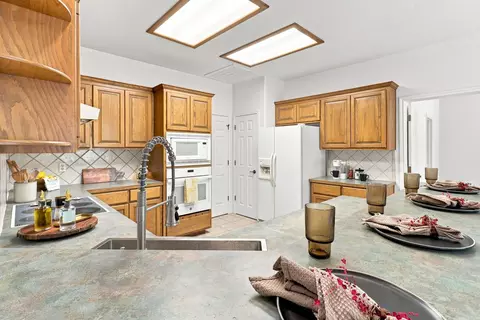 Kitchen - 3303 E Scenic Loop, Marble Falls, TX 78654 photo 2 of 3