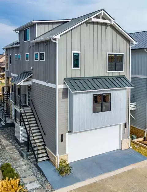 112 Island Cir, Kingsland, TX 78639