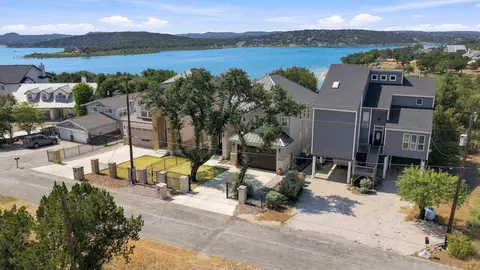 174 Edge Hill Dr, Canyon Lake, TX 78133