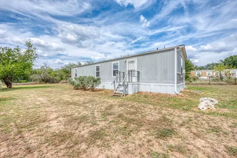 2546 Indian Trl, Kingsland, TX 78639