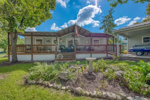 631 Cr136b, Kingsland, TX 78639