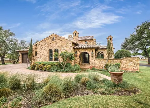 100 Milagro, Horseshoe Bay, TX 78657