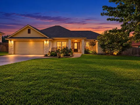 1307 Adam Ave, Burnet, TX 78611