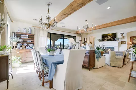 Dining - 519 Lighthouse Dr, Horseshoe Bay, TX 78657 photo 1 of 2