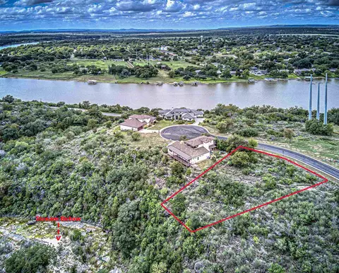 5 Pantera Cir, Marble Falls, TX 78654 photo 3