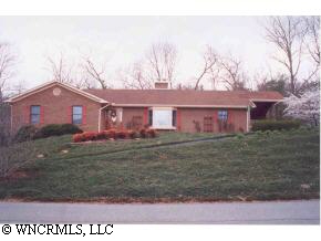 160 Pinecrest Way, Clyde, NC 28721 photo 1