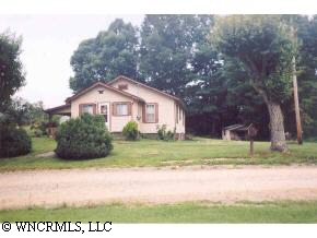207 Huffman Rd, Clyde, NC 28721 photo 1