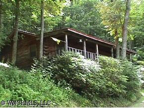 585 Mcdaris Loop, Mars Hill, NC 28754 photo 1