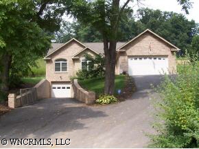 42 Summit Blvd, Clyde, NC 28721 photo 1