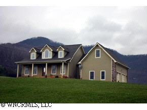 55 Taylor Dr, Clyde, NC 28721 photo 1