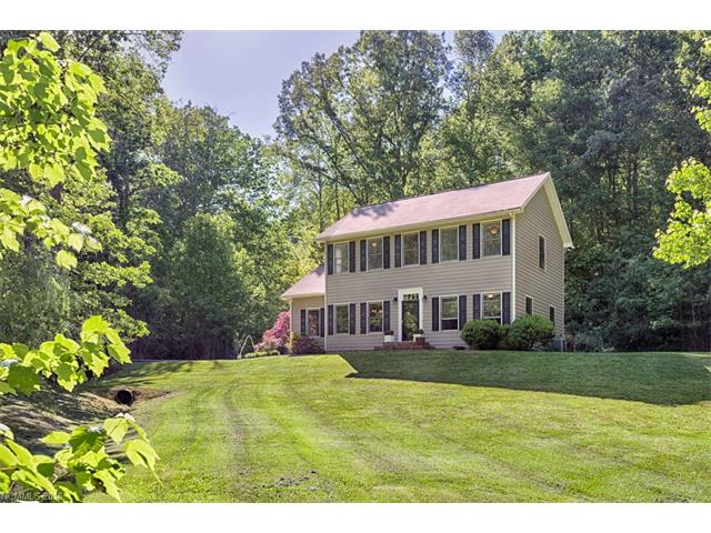 478 Redfield Dr, Clyde, NC 28721 photo 1